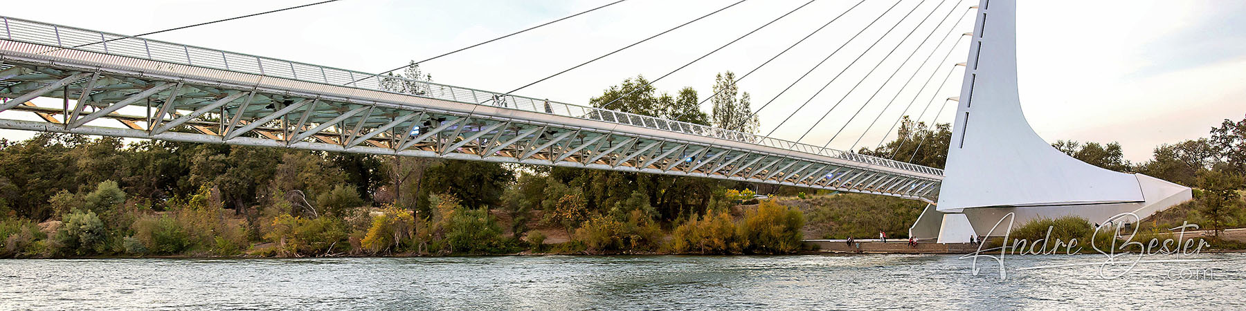 Redding - Sundail Bridge